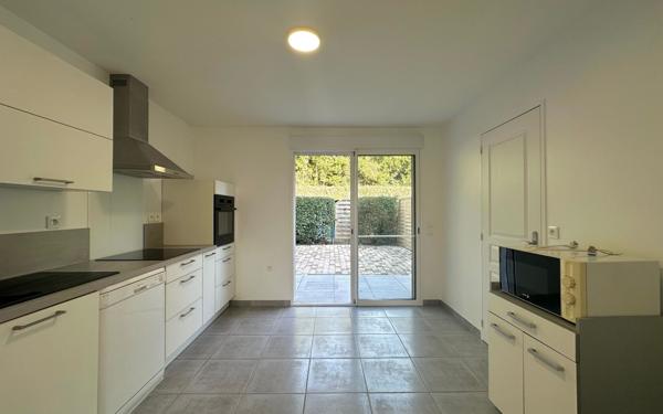 Maison à vendre    3 pièces • 75,02 m2 Anglet