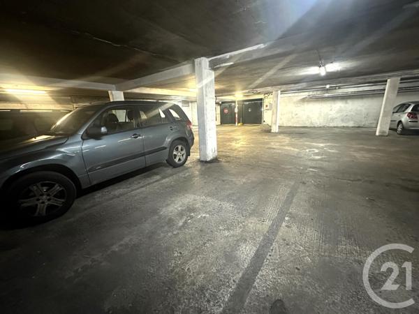 Parking à vendre  12,70 m2 PARIS - 75019