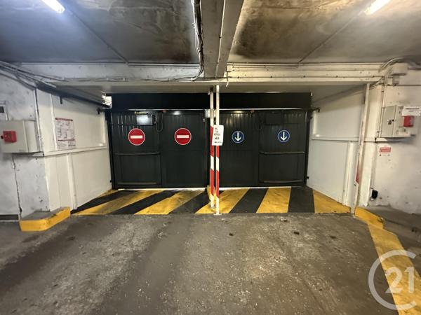 Parking à vendre  12,70 m2 PARIS - 75019