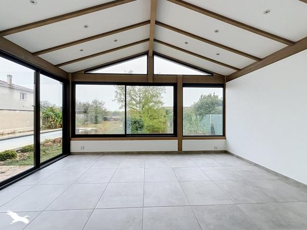 Maison à vendre 469 000 € Chassieu 4 p 121 m² DPE D
