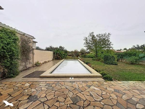 Maison à vendre 469 000 € Chassieu 4 p 121 m² DPE D