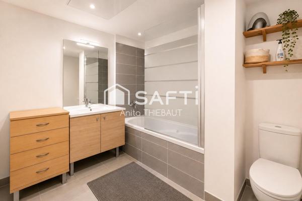 Roquebrune sur Argens, maison récente de 83 m²