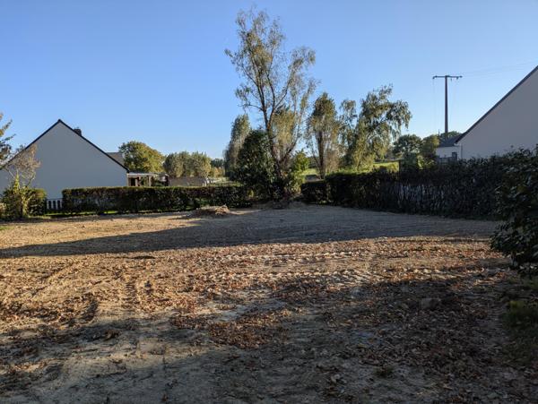 Terrain à bâtir de 604m²