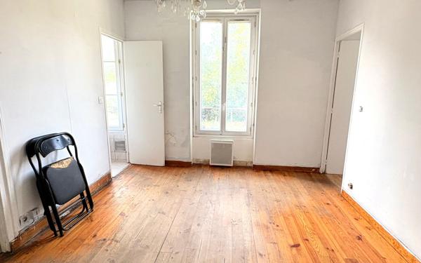Appartement à vendre    2 pièces •  Stains