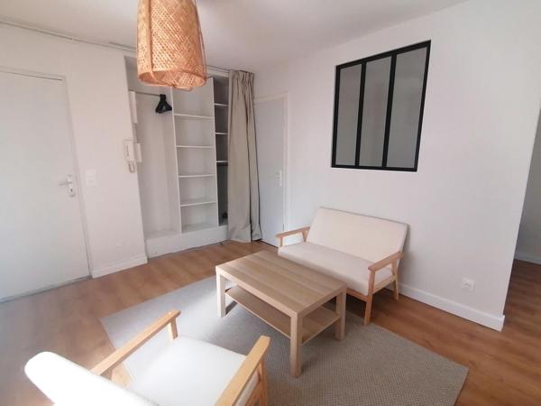 Appartement rénové T1 Bordeaux quartier Nansouty