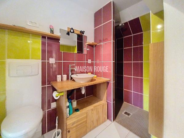 Maison en pierres avec dépendance louée, avec jardin, au calme à Saint-Quay-Portrieux