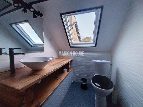 Maison en pierres avec dépendance louée, avec jardin, au calme à Saint-Quay-Portrieux
