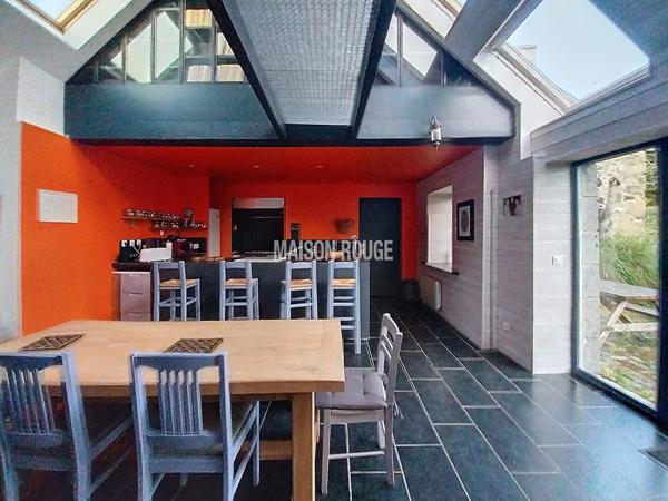 Maison en pierres avec dépendance louée, avec jardin, au calme à Saint-Quay-Portrieux