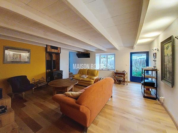 Maison en pierres avec dépendance louée, avec jardin, au calme à Saint-Quay-Portrieux