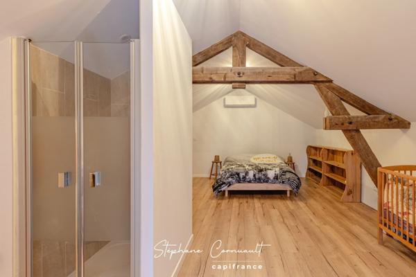 Maison de ville rénovée de 160 m² au coeur de Saint-Astier