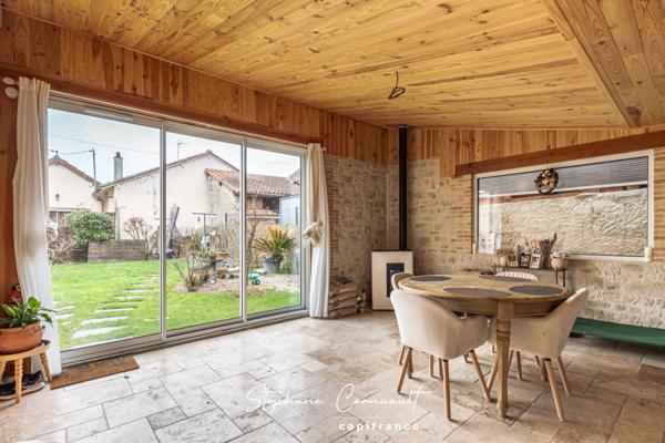 Maison de ville rénovée de 160 m² au coeur de Saint-Astier