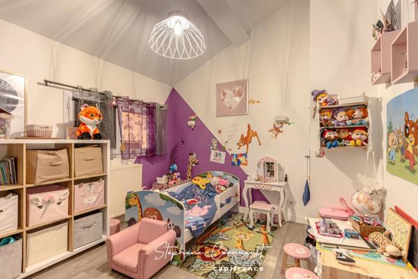 Maison de ville rénovée de 160 m² au coeur de Saint-Astier