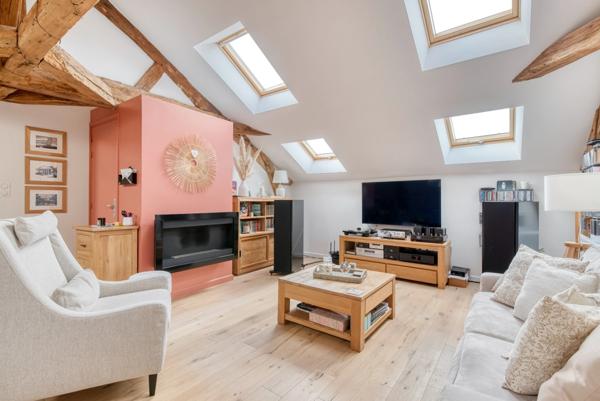 Magnifique appartement de type 5 dans l'hyper cente avec deux stationnements !