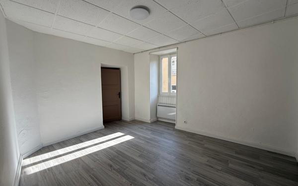 Appartement à vendre    3 pièces •  Les Vans