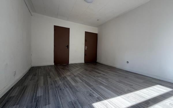 Appartement à vendre    3 pièces •  Les Vans