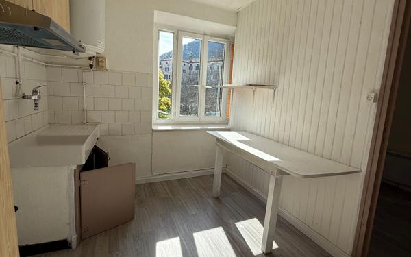 Appartement à vendre    3 pièces •  Les Vans