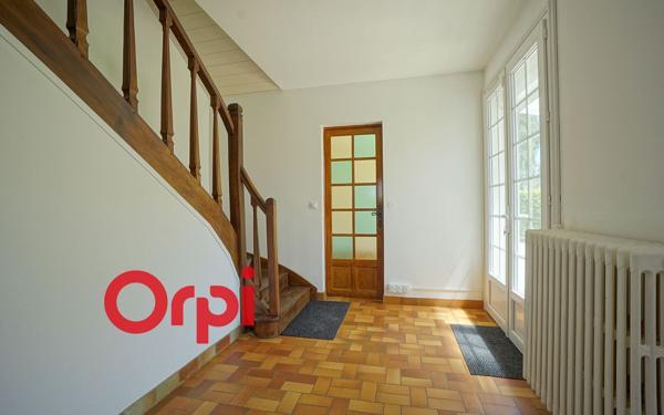 Maison à vendre    7 pièces •  Bernay