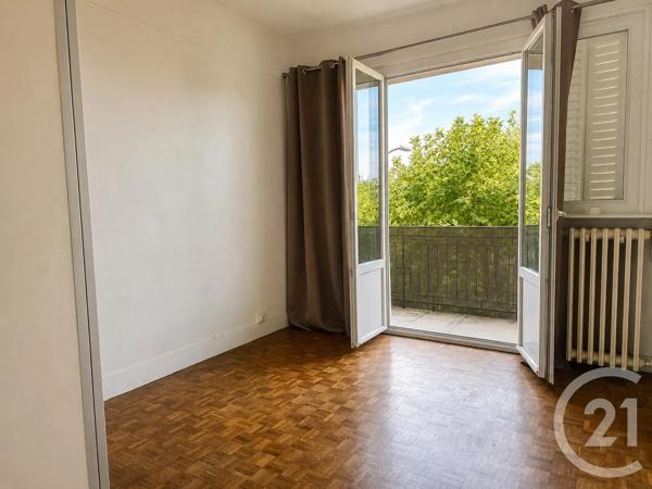 Appartement F3 à vendre  3 pièces - 61,53 m 2   ST MAUR DES FOSSES  - 94