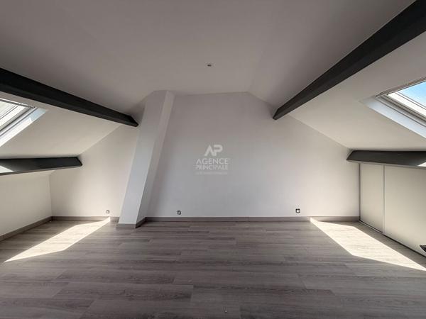 Maison individuelle 140 m² 5 pièces avec jardin - secteur Lycée International Saint Germain en Laye Loyer 3 480 €/mois **  - Référence  18094