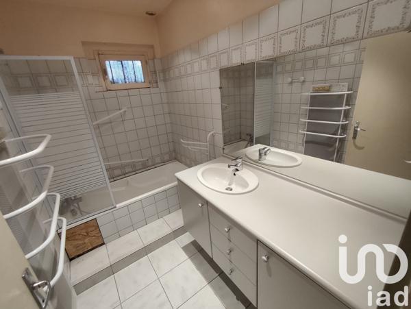 Maison à vendre 6 pièces 122 m² Commelle-Vernay