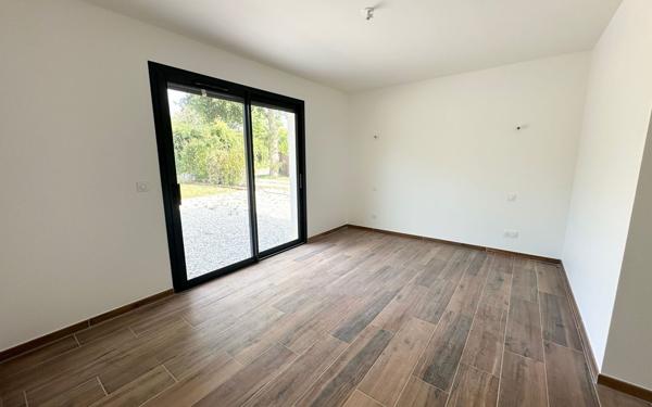 Maison à vendre    5 pièces •  Angresse