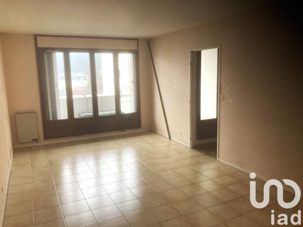 Appartement 3 pièces de 76 m² à Creil (60100)