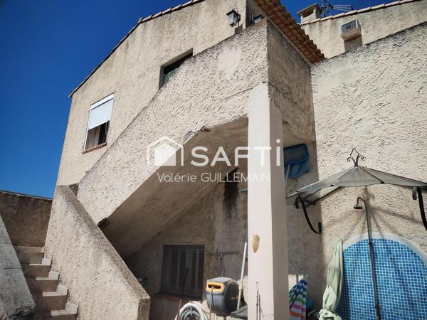 Maison de 200m² avec 4 chambres, garage piscine + local commercial tout commerce sur 760m² de terrain