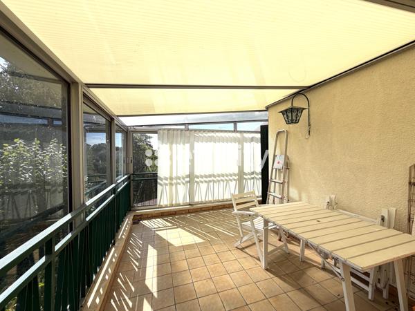 Maison
         4 pièces
        - 120 m² Exclusivité 245 000 € *