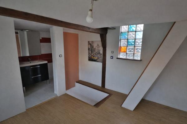 Appartement T3 avec jardin privé, terrasse et dépendance aménagée