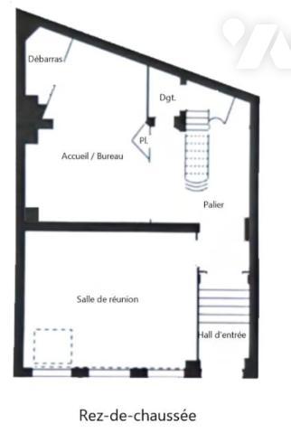 Hôtel particulier, usage commercial, R+3, 14 pièces, élevé sur sous-sol, 321 m² utiles env. Libre.