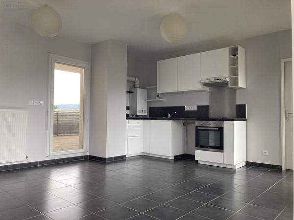 Appartement à louer à Ambérieu-en-Bugey dans l'Ain (01500), ref : LA2925-01032