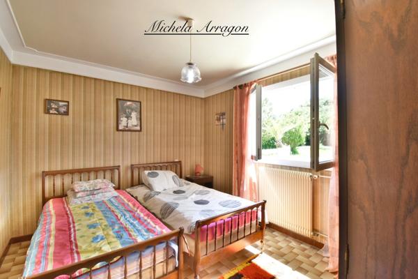 PUJOLS (47) – Havre de verdure et de projets, à deux pas de la vie active