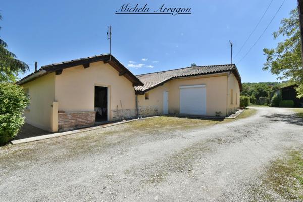 PUJOLS (47) – Havre de verdure et de projets, à deux pas de la vie active