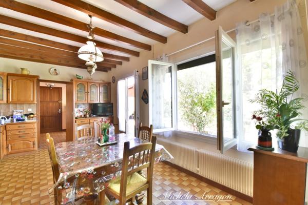 PUJOLS (47) – Havre de verdure et de projets, à deux pas de la vie active