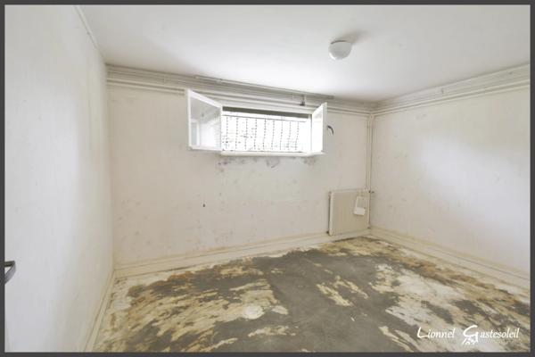 Maison à vendre 9 pièces d’environ 188 m² 7 chambres avec garage à Port-Sainte-Foy-et-Ponchapt (24)