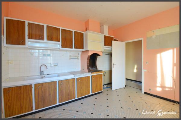 Maison à vendre 9 pièces d’environ 188 m² 7 chambres avec garage à Port-Sainte-Foy-et-Ponchapt (24)