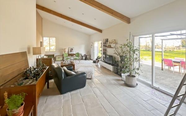 Maison à vendre    6 pièces •  Fleurance