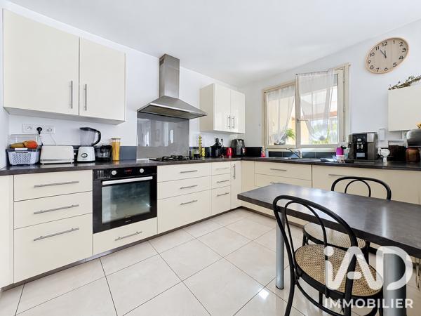 Maison à vendre 6 pièces 128 m² Ozoir-la-Ferrière