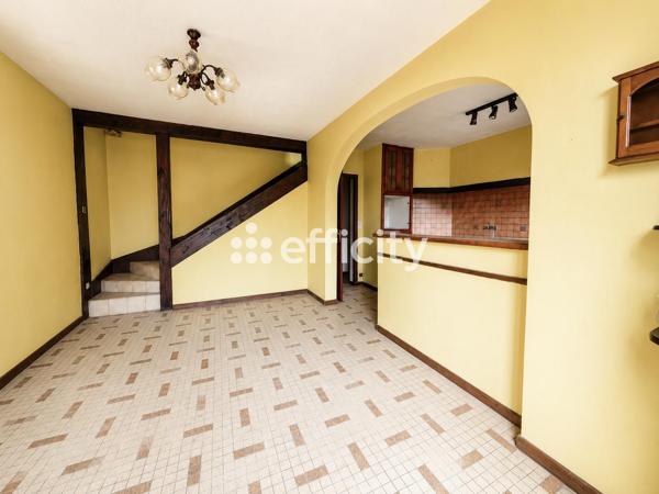 Maison
         7 pièces
        - 135 m² 231 000 € *