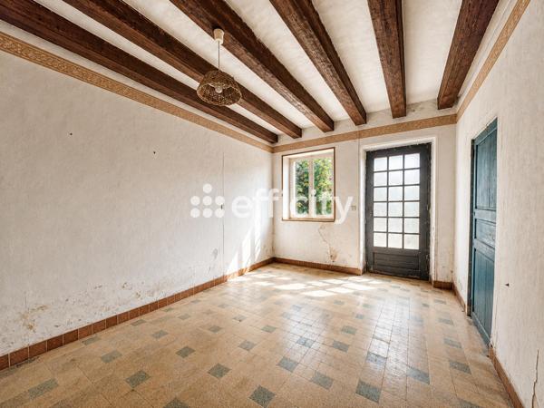Maison
         7 pièces
        - 135 m² 231 000 € *