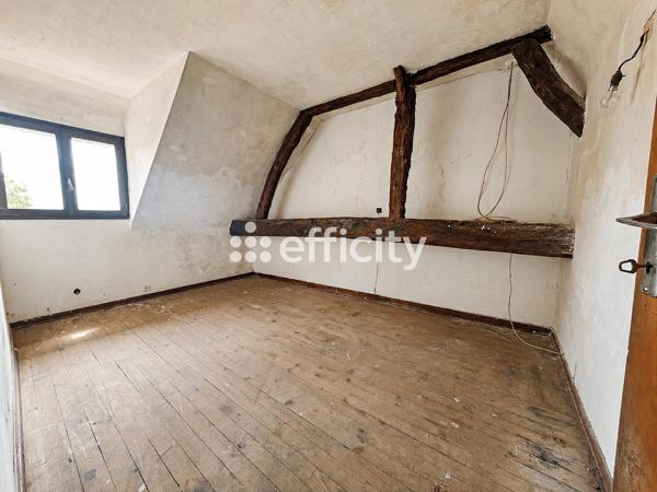 Maison
         7 pièces
        - 135 m² 231 000 € *