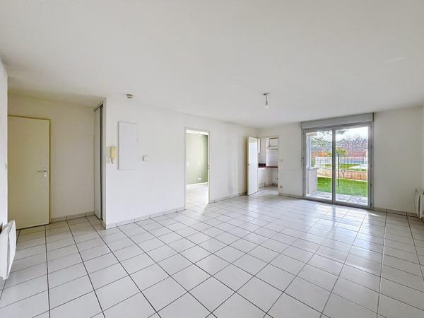 Grand T2 en rez-de-jardin