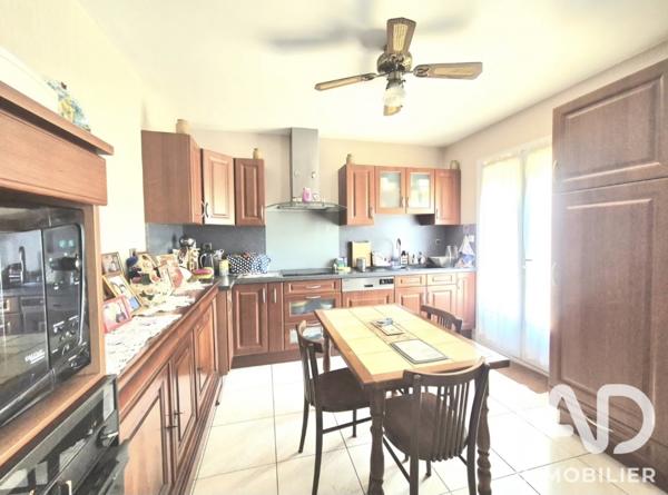 Maison à vendre 6 pièces 137 m² Brive-la-Gaillarde