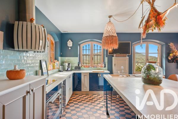Maison à vendre 6 pièces 280 m² Carqueiranne