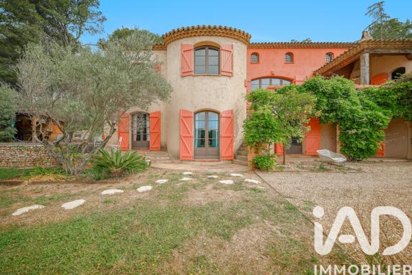 Maison à vendre 6 pièces 280 m² Carqueiranne