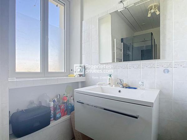 Maison Beauvoir Sur Mer 5 pièce(s) 100 m2 environ sur + d'1 Ha