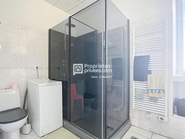 Maison Beauvoir Sur Mer 5 pièce(s) 100 m2 environ sur + d'1 Ha