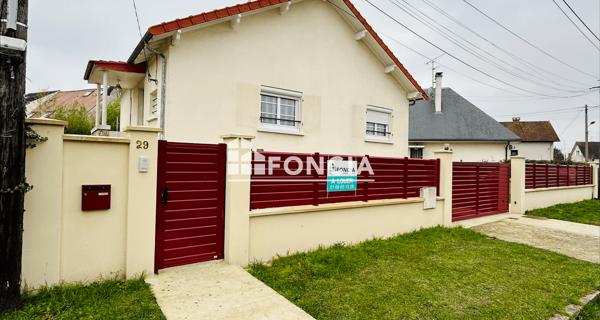 Location Maison 4 pièces 84.88 m² - Sainte-geneviève-des-bois 91700