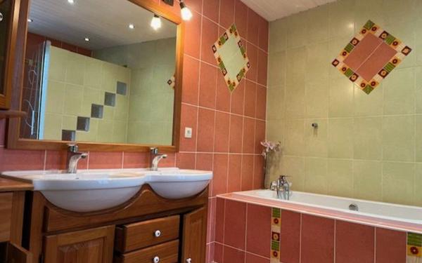 Maison à vendre    5 pièces • 148 m2 Neuilly-en-Thelle