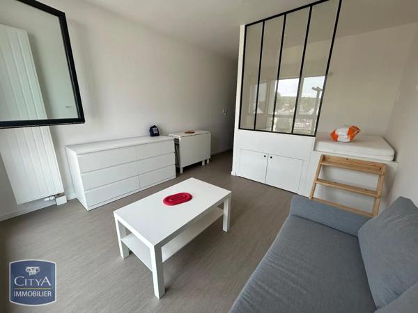 Appartement à louer 1 pièce 21.99m² Louviers (27400)